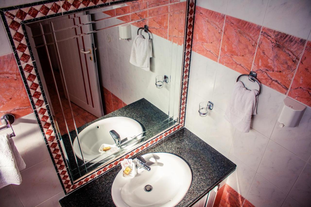 Limanaki Apartments Faliraki Bagian luar foto